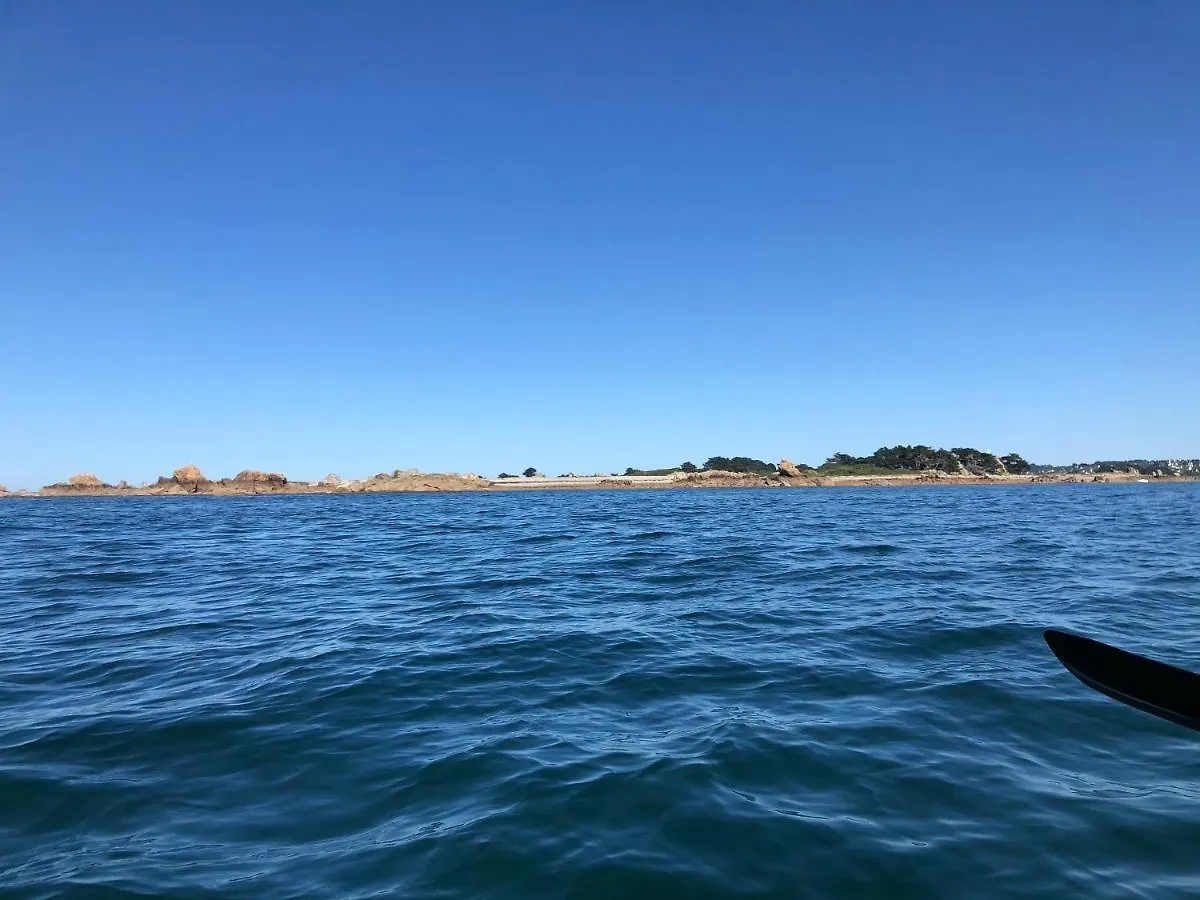 Atypique Roulotte Les Pieds Dans L'Eau Hotel Penvenan France