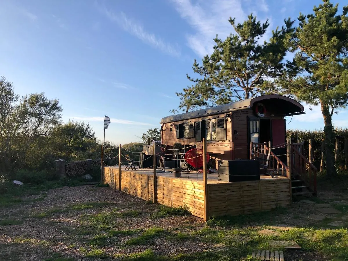 Atypique Roulotte Les Pieds Dans L'Eau Hotel Penvenan Campsite