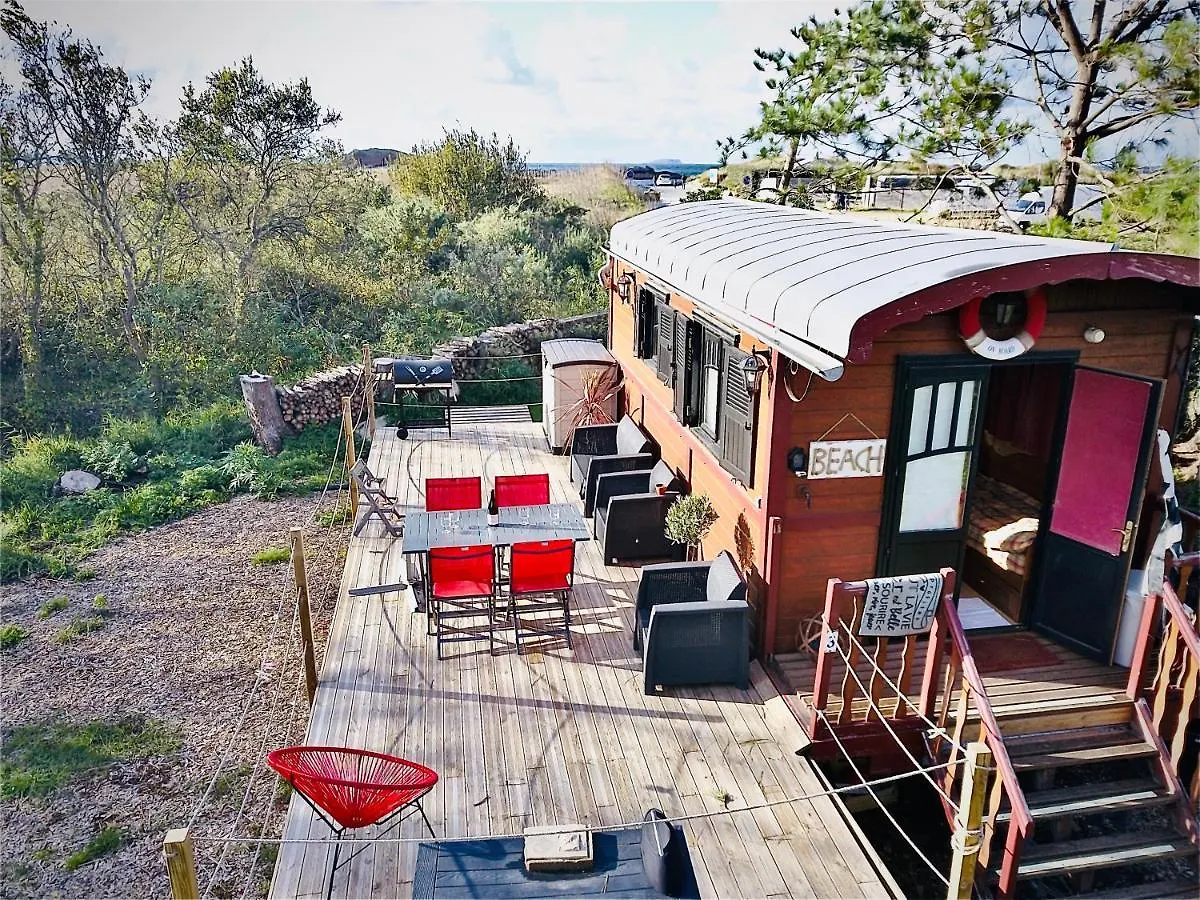 Campsite Atypique Roulotte Les Pieds Dans L'Eau Hotel Penvenan France